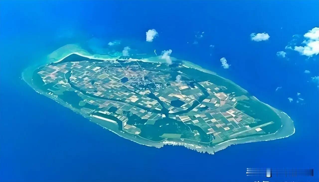 黄岩岛是南海东部极具战略价值的天然支点，礁盘体量庞大，海域覆盖范围广，渔业与自然