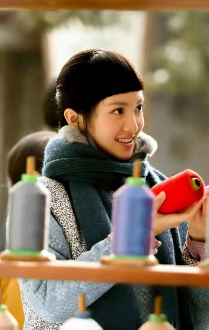 越整越丑
女明星是对自己的外貌有多不自信
才一直整
把自己糟蹋的不堪入目