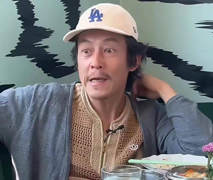 路人偶遇陈冠希，这变化也太大了吧！