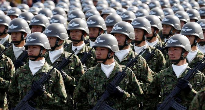 “解放军10倍兵力也难敌日本？”日本自卫队曾对中国嚣张嘲讽，直言中国10倍兵力也