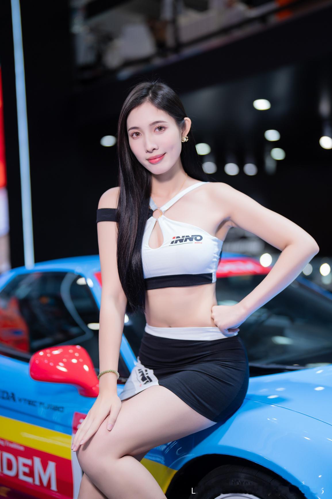 2025 佛山改装车展连载开始！想把图片带回家？请看置顶！春姐又上班了出镜：春姐