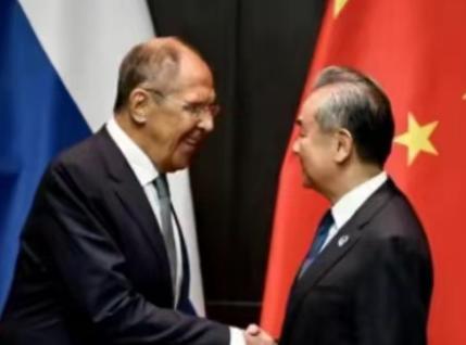 乌克兰可能直到现在才看明白，支援俄罗斯的从来都不是中国，而是一个国力远远比不上的