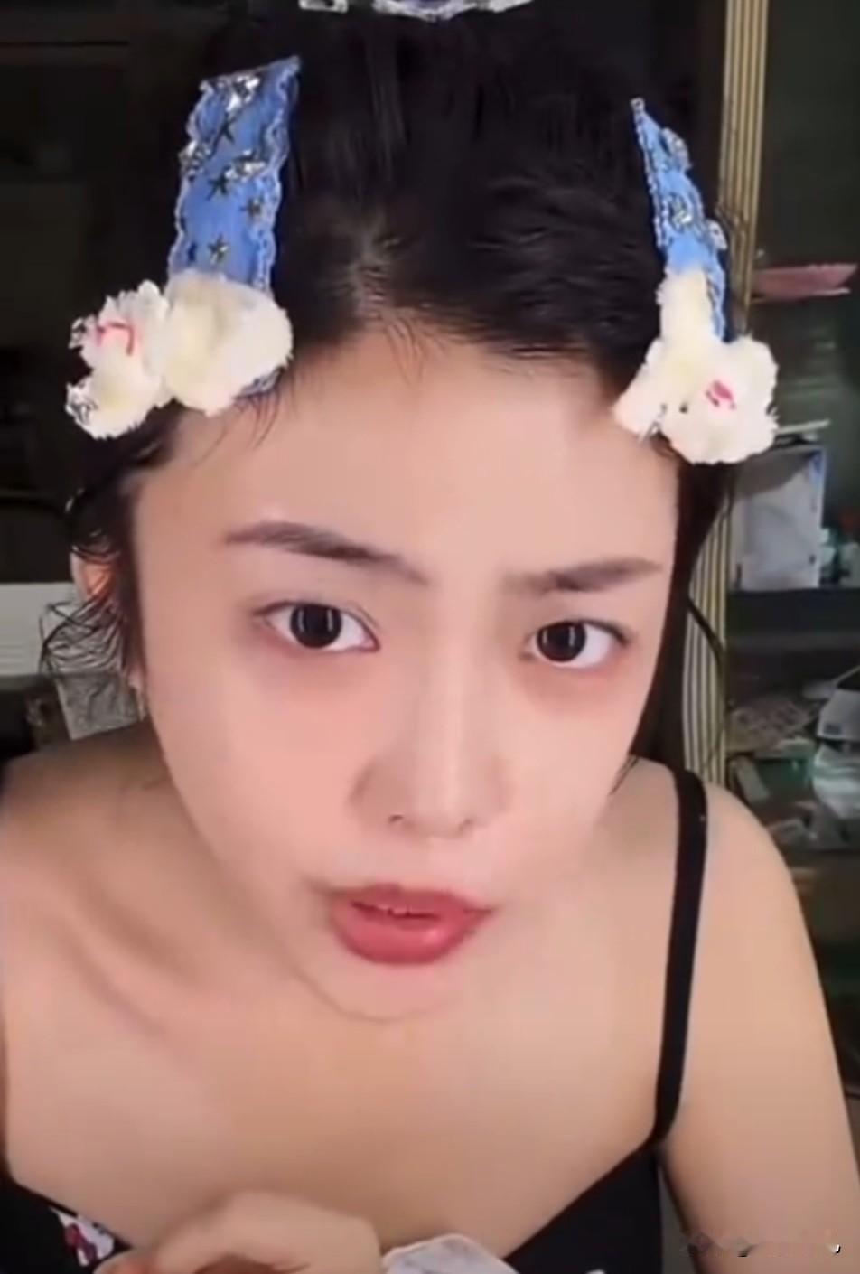 司晓迪既然不是富二代，为什么还会有娱乐圈人士和她有关系？


和鹿晗扯上关系的司