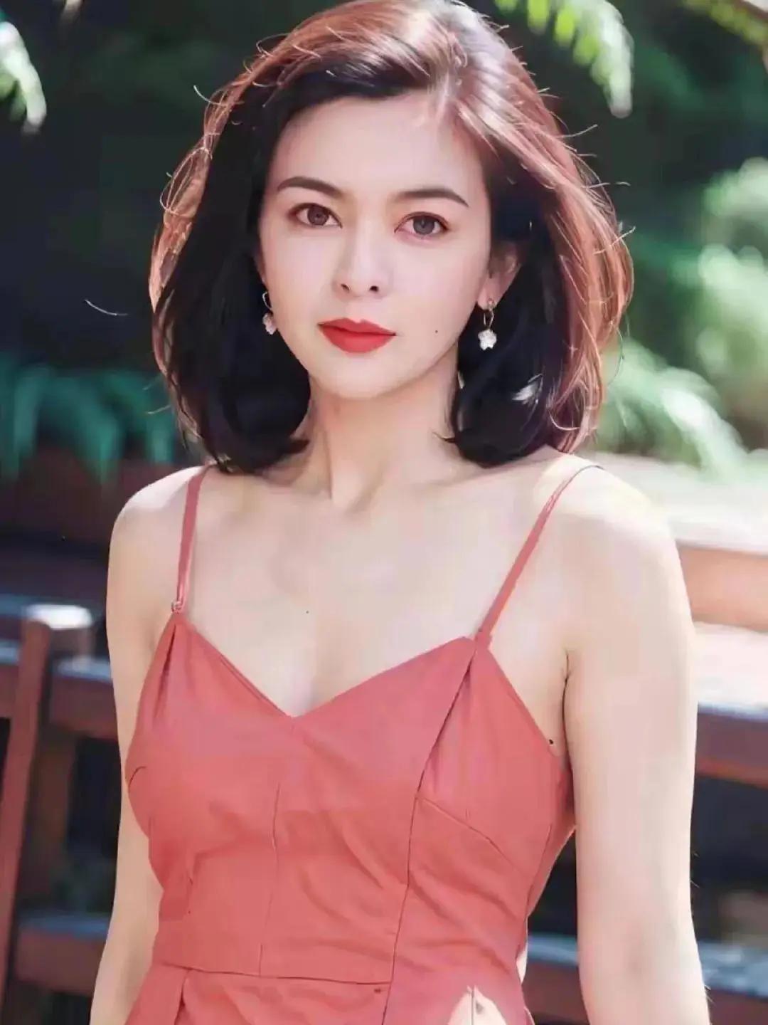 昨天有一个小兄弟问我：易哥，你家小孩小时候报了什么兴趣爱好班没有？

问得一向口