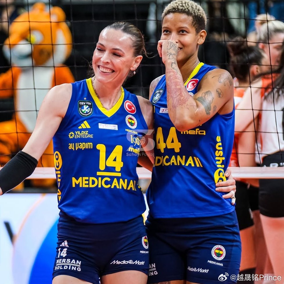 ⭐️ 2025年度“光明未来奖”⚡️ 年度最佳女运动员：梅丽莎·瓦尔加斯⚡️ 年