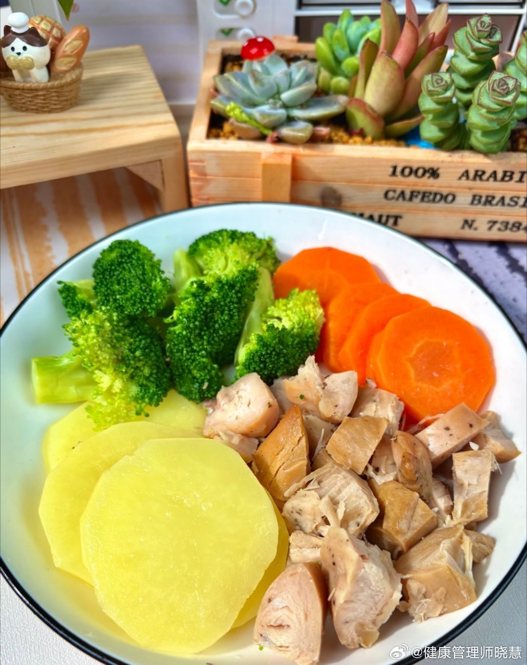 cpb减肥法健闻登顶计划 CPB极简饮食法的减重逻辑在于高蛋白+高饱腹感。水煮土