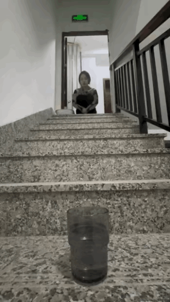 1：他们说，一般人根本悟不出这个道理。因为悟透的人，都已经走上精英层次。
2：家