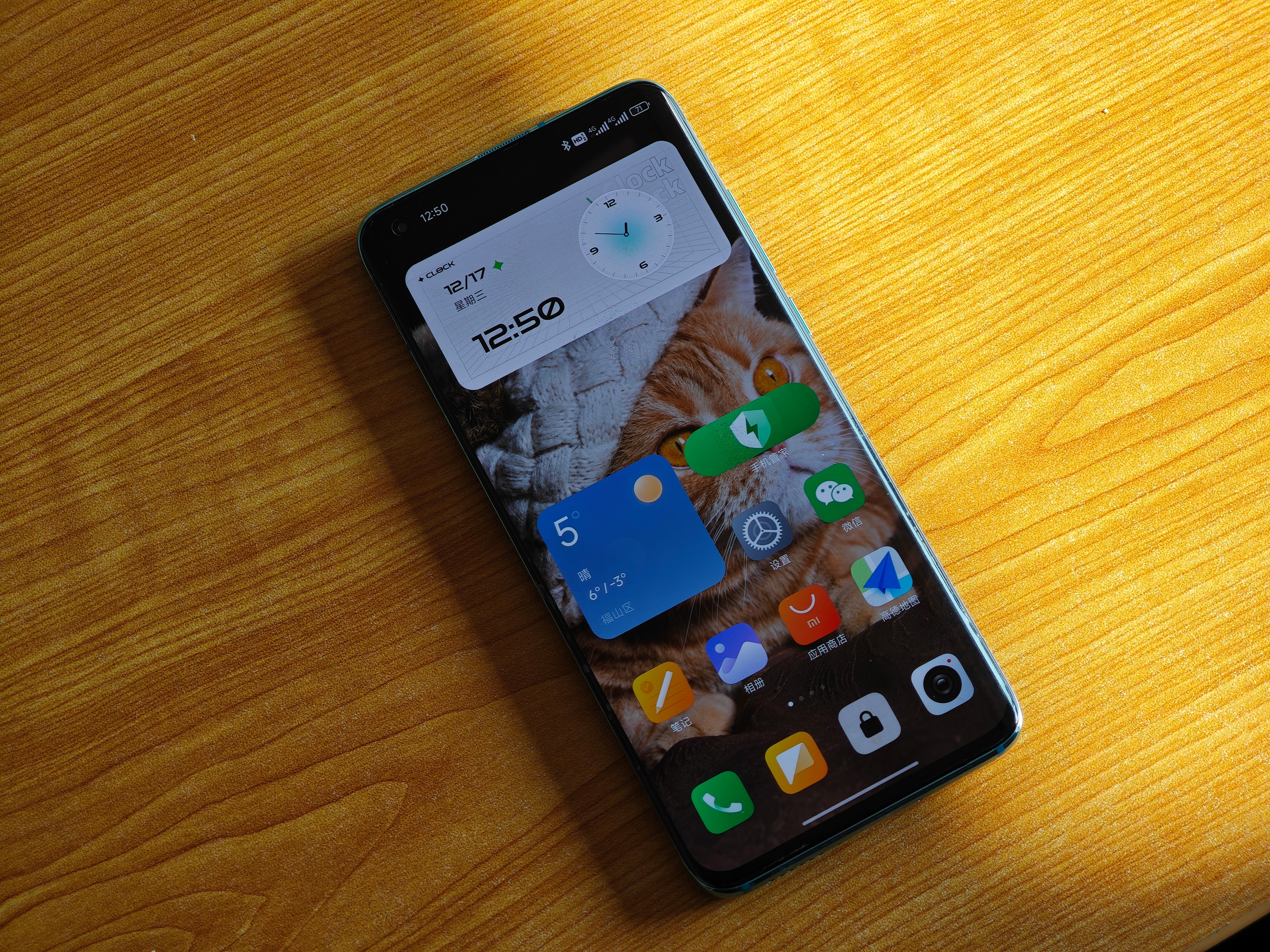 挺有意思的，昨天看到k80 的热搜，我说了不相信一个人能连续买到4台故障手机，结