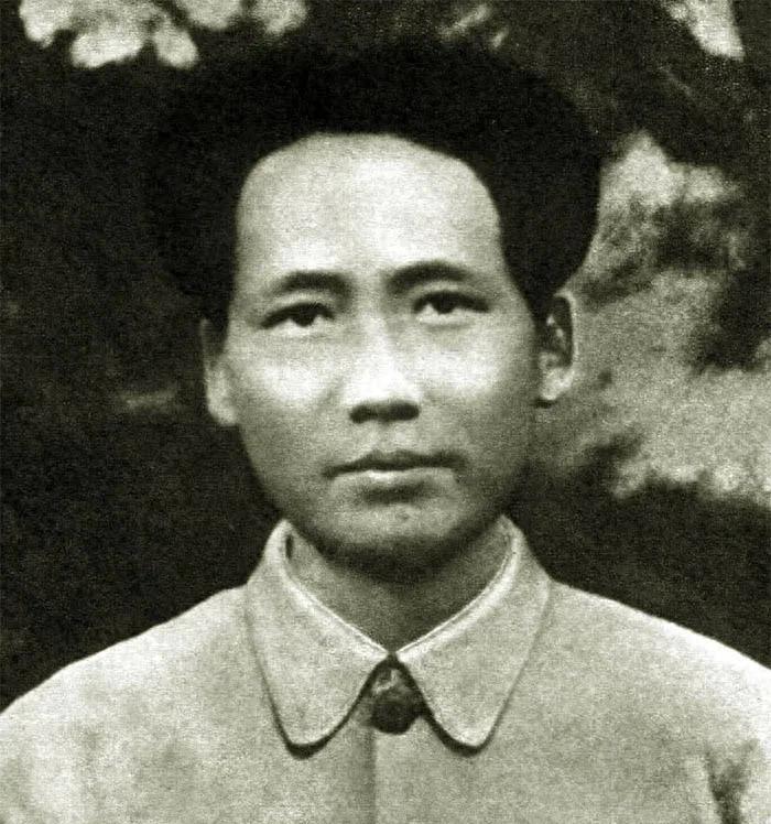 共产国际曾因误会为毛泽东发布讣告，事件直到38年后才公开，毛泽东本人生前竟不知情