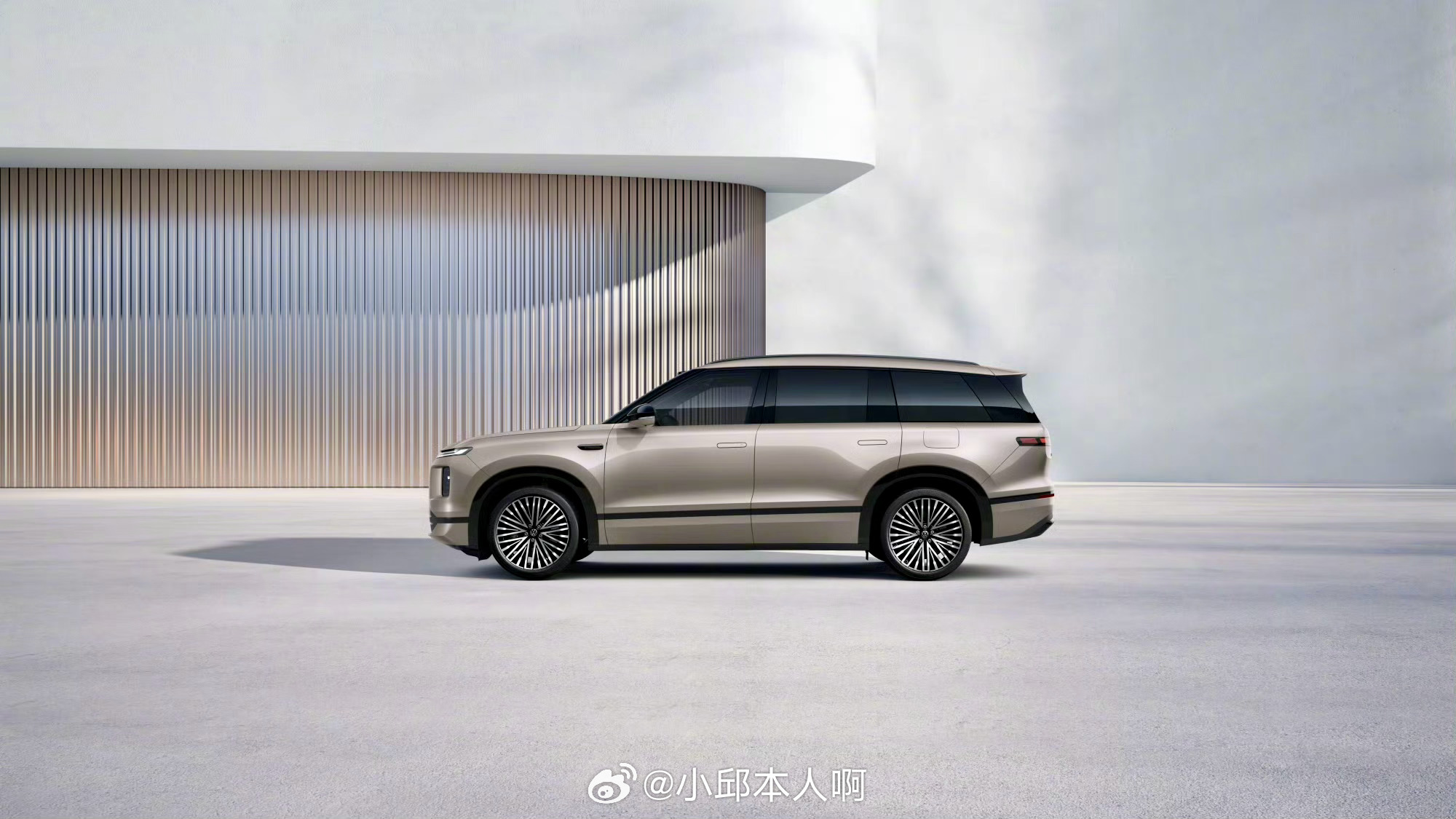 上汽大众ID.ERA 9X在2026年3月30日开始预售，价格在32.98万到3