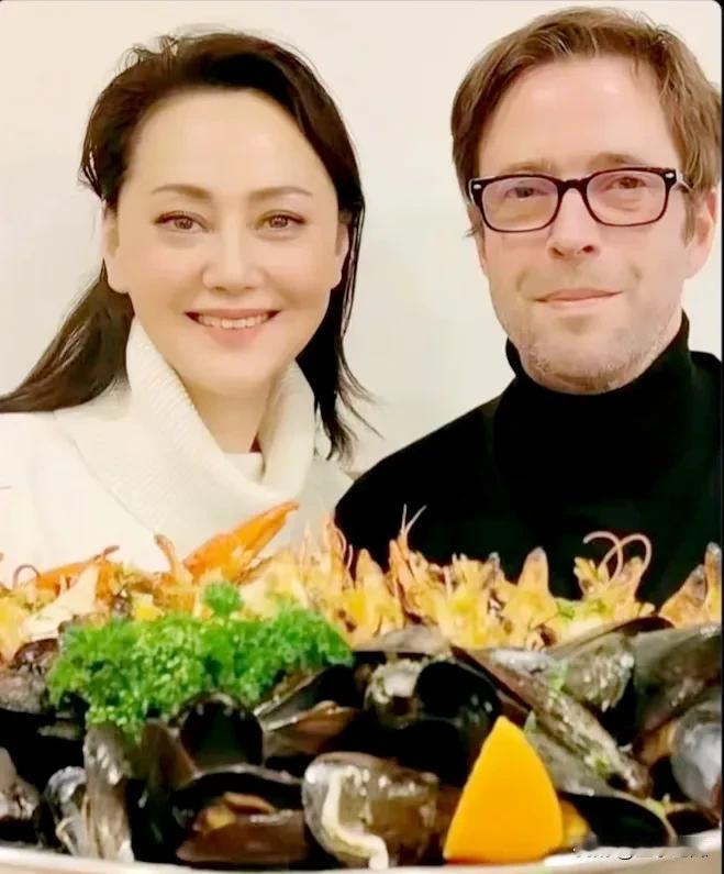演员大宋佳还有人记得她吗？在80年代时她可是比较红的演员哦，五官精致端庄大气，跟