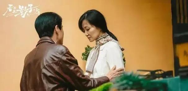 《看不见影子的少年》：没有影子的何止是小七、结巴，还有边美珍，她是没有影子的妈妈