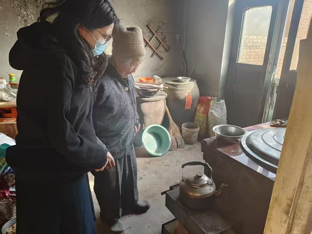 【下乡暖心行，知识传递助老安享生活】 曲阜师范大学  山东学子实践青春行  曲园