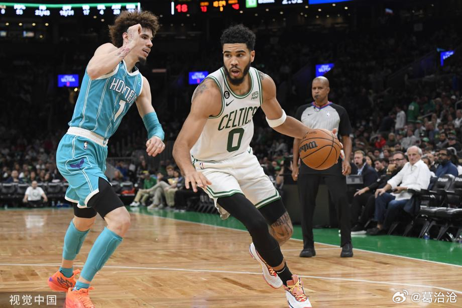 绿军客场开宰！塔图姆35分屠黄蜂，锡安继续养伤，夏洛特主场沦为绿军表演舞台凯尔特