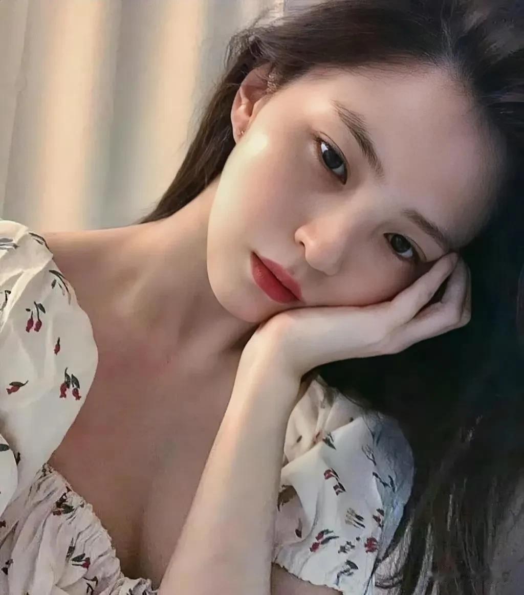 现在的朋友圈有多现实？

如果你不给别人点赞了，没过多久她也不会给你点赞了。

