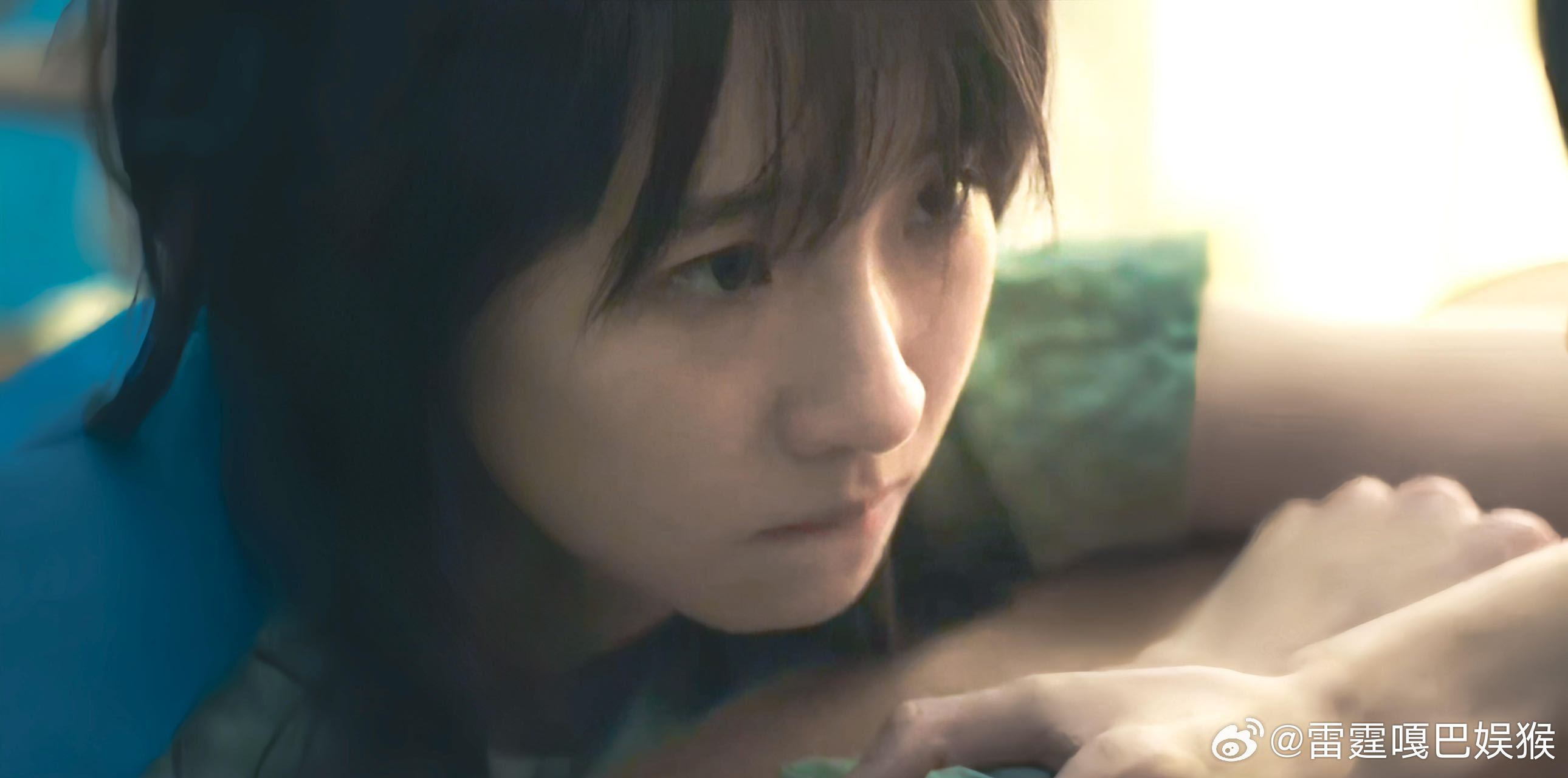 张艺凡演技破碎感张艺凡把我演哭了 以前看她演综艺觉得软乎乎的，现在看这哭戏才明白