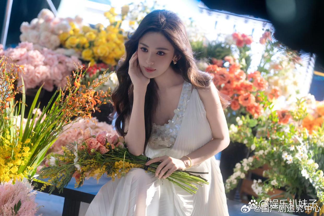 1.王星越其实也很邋遢，助理不愿意去他那个脏乱的家里，上门前都得先请保洁去一趟。