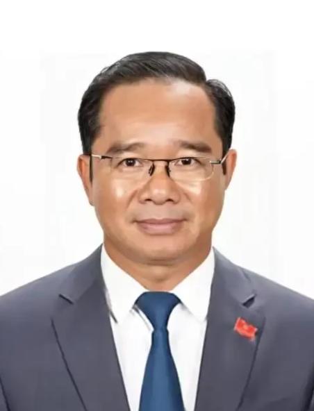 [微风]越南国立大学的阮文泰教授：“虽然我个人对中国有意见，但不得不承认，在黄种