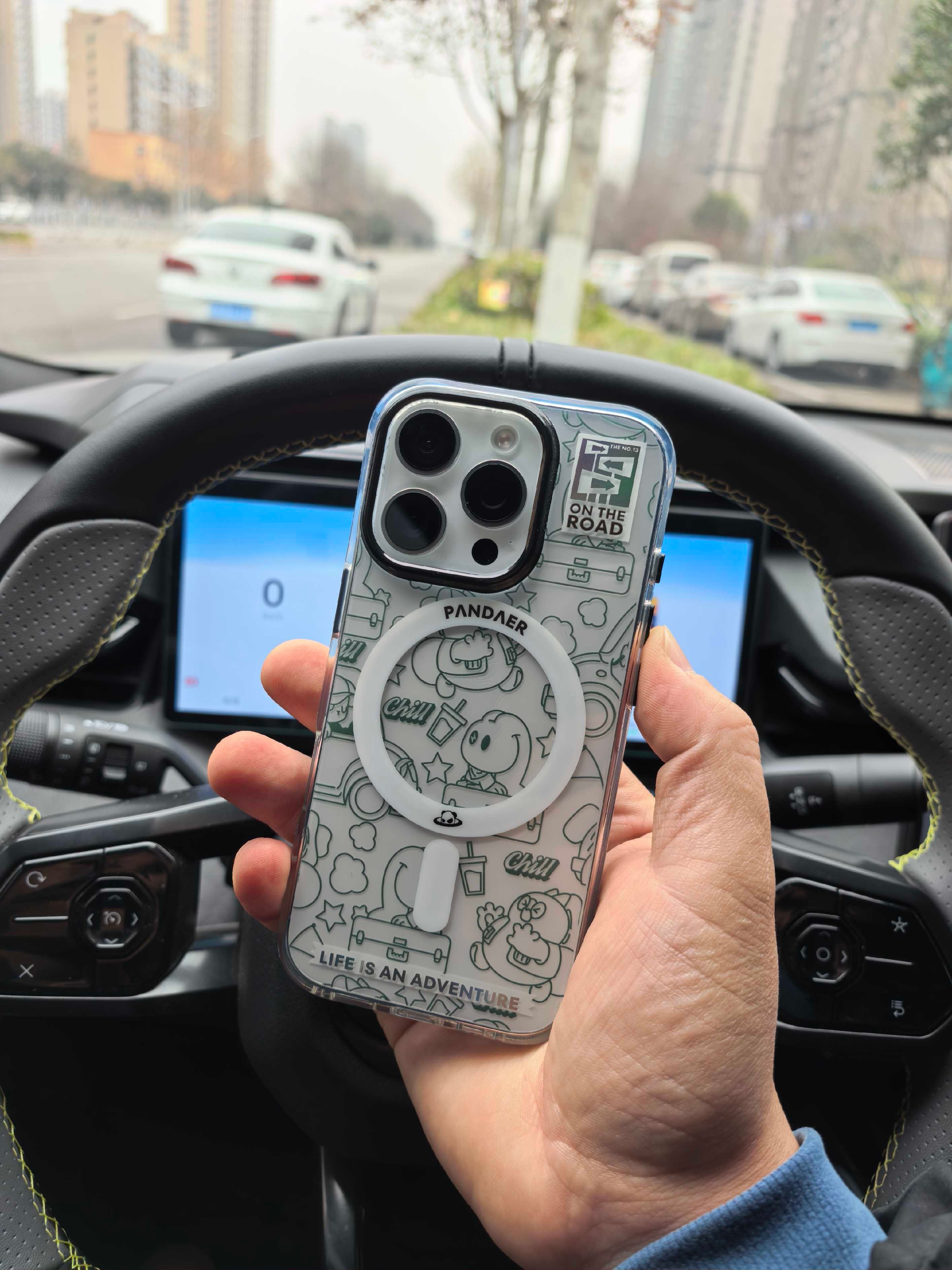 iPhone17ProMax成上半年销冠都讨论吊打一切，结果被吊打的是自己，自己