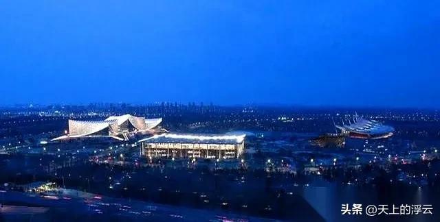 北京大改造！
3000多家工厂和市级机关搬走，腾出150平方公里土地，空气质量和