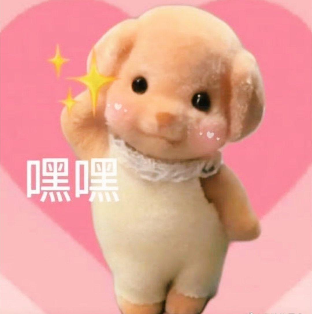 没想到连春联都是小朋友写的，看着那些稚嫩的笔迹，突然觉得这座城市对每个群体的尊重