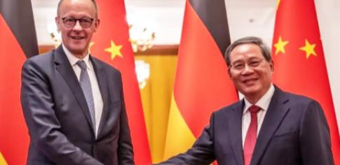 德国总理默茨访华，有个小细节特别有意思，平时别国元首访华，会谈地点一般在人民大会