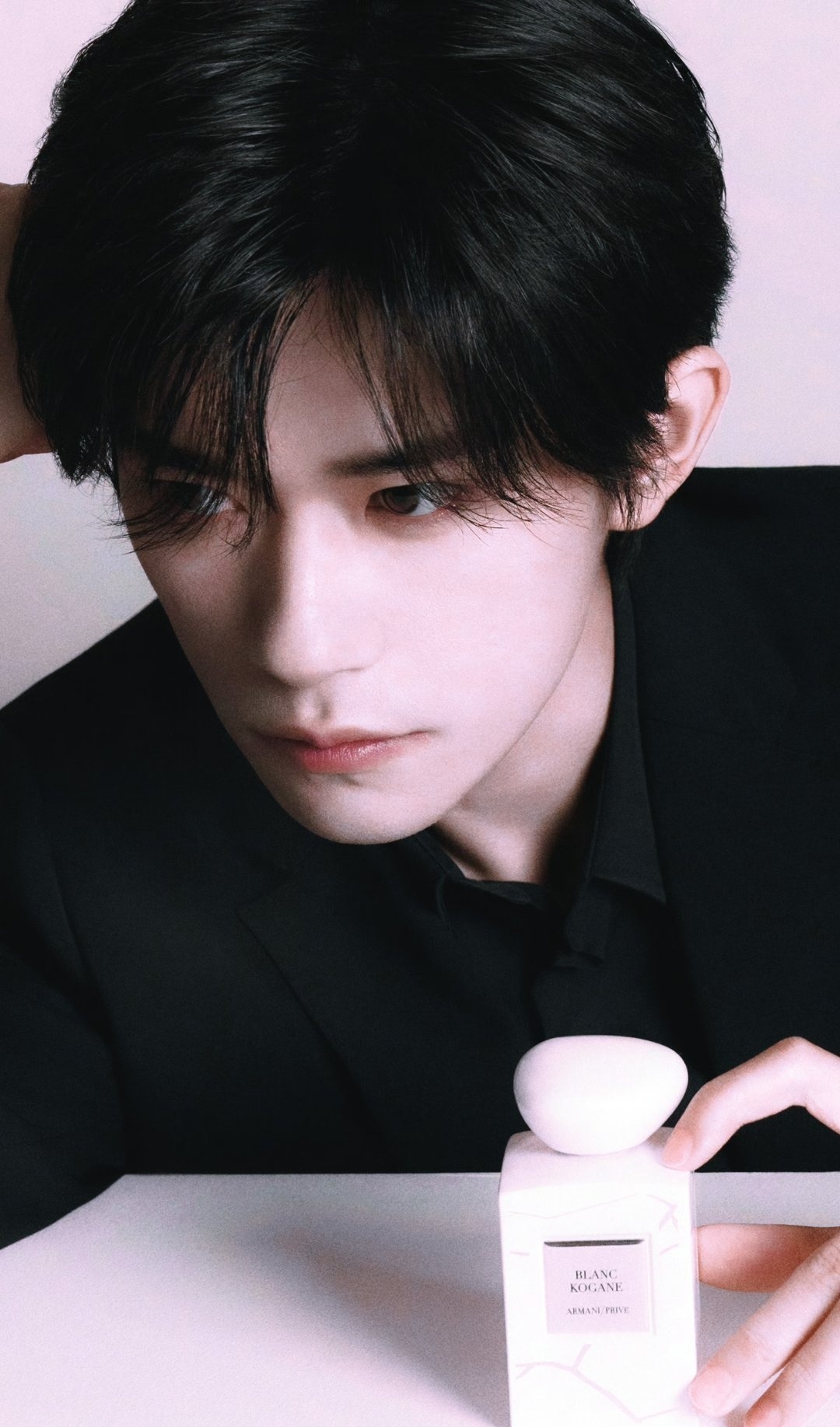 易烊千玺脱离TFBOYS后，是不是赛道资源不行啊，我看他最近好像都没什么作品，不