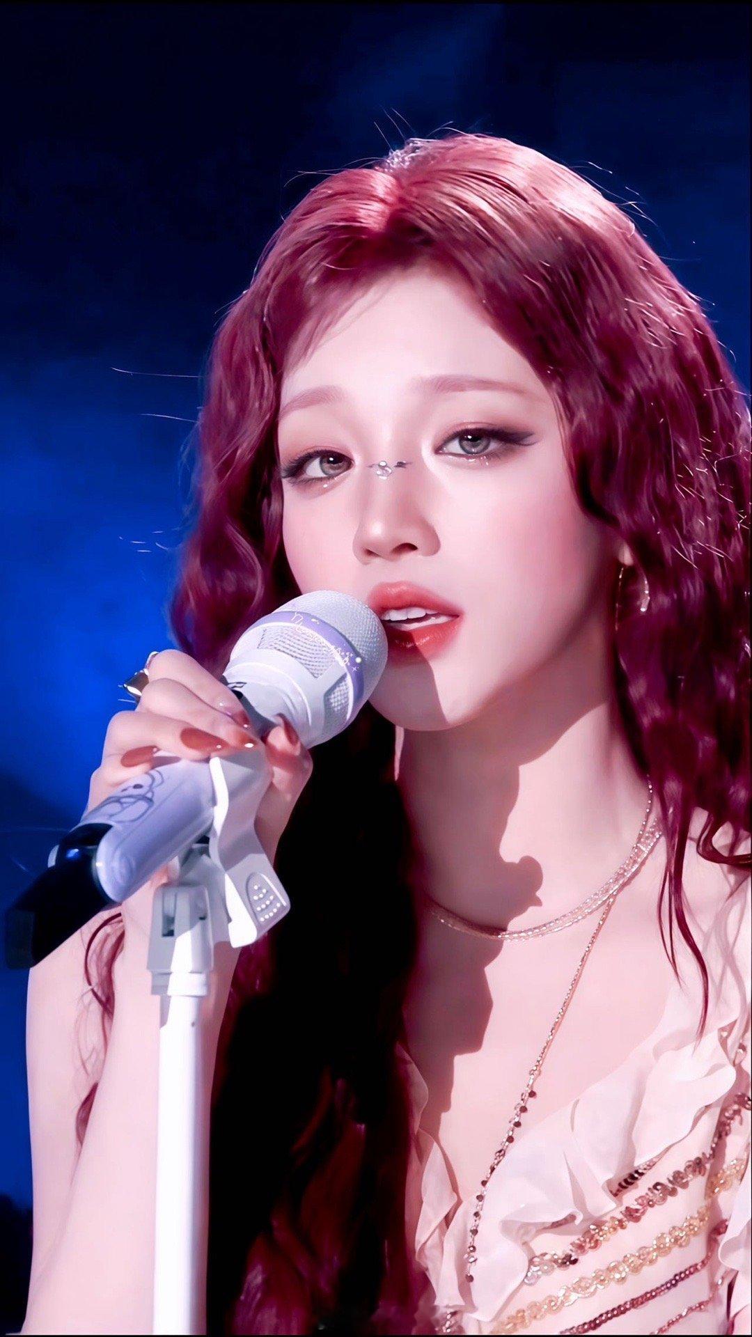 宋雨琦这段完播率100% 家人们快冲！宋雨琦这段表演太有魔力，点开瞬间被吸引，看