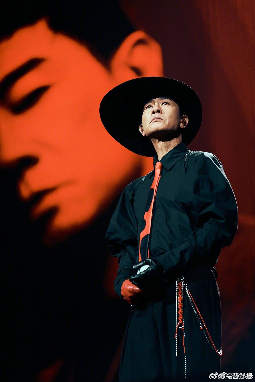 陈小春要唱要你管陈小春要你管老歌手遇上青春热曲，陈小春版《要你管》真的让人好奇是