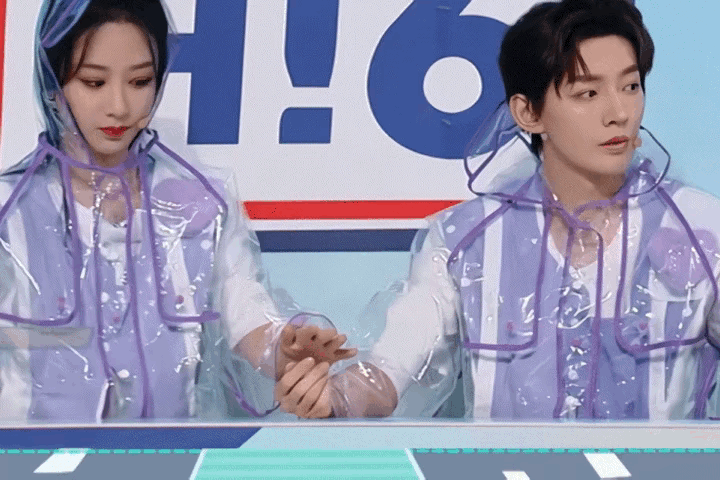 虽然是游戏，但是这样看挺般配啊[允悲]cp粉有福了 ​​​