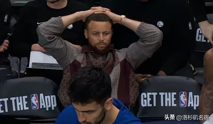 勇士这个队啊，真是风水不好，但凡在金州球员不是这伤就是那伤。
从当年杜兰特开始跟