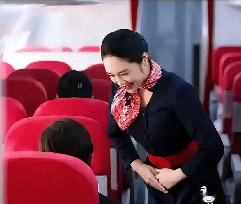 东航真报案了，可欧某某最怕的还不是警察。东航把话挑明了：MU6741那事，已报案