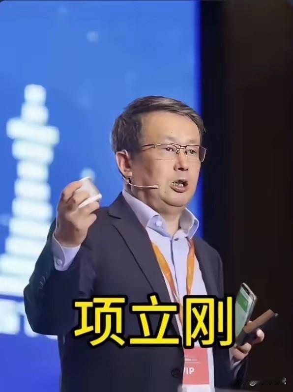 项立刚怒斥直击要害：空谈误法的法学专家，该彻底醒醒了
项立刚对部分法学专家的痛批