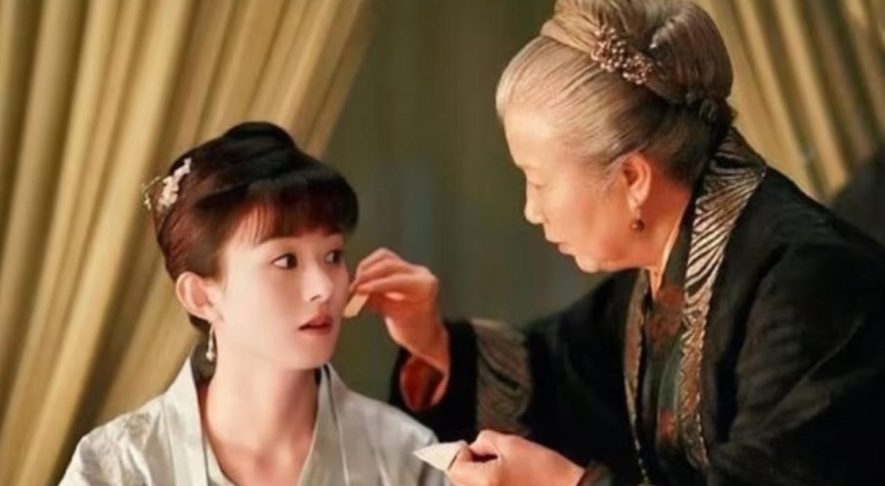 在《知否》里，都说祖母厉害，可祖母为什么厉害呢？那还不是年轻时跟头摔多了。

 