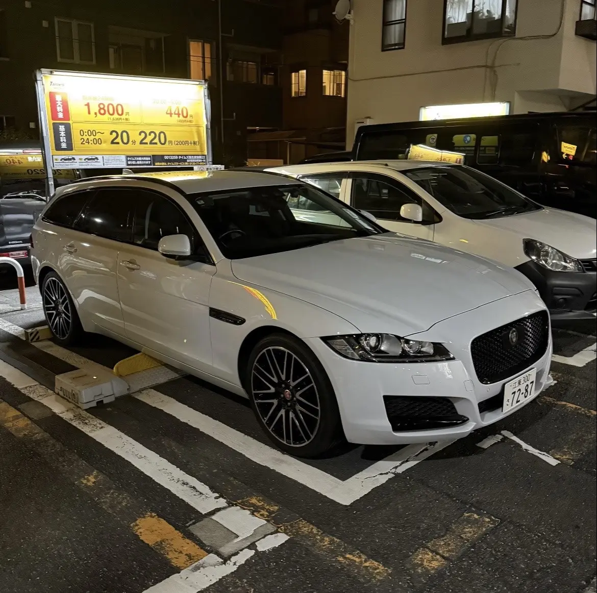 可我还为你执着！🚗。捷豹XF旅行版🚗这样的英伦绅士谁不执着啊！