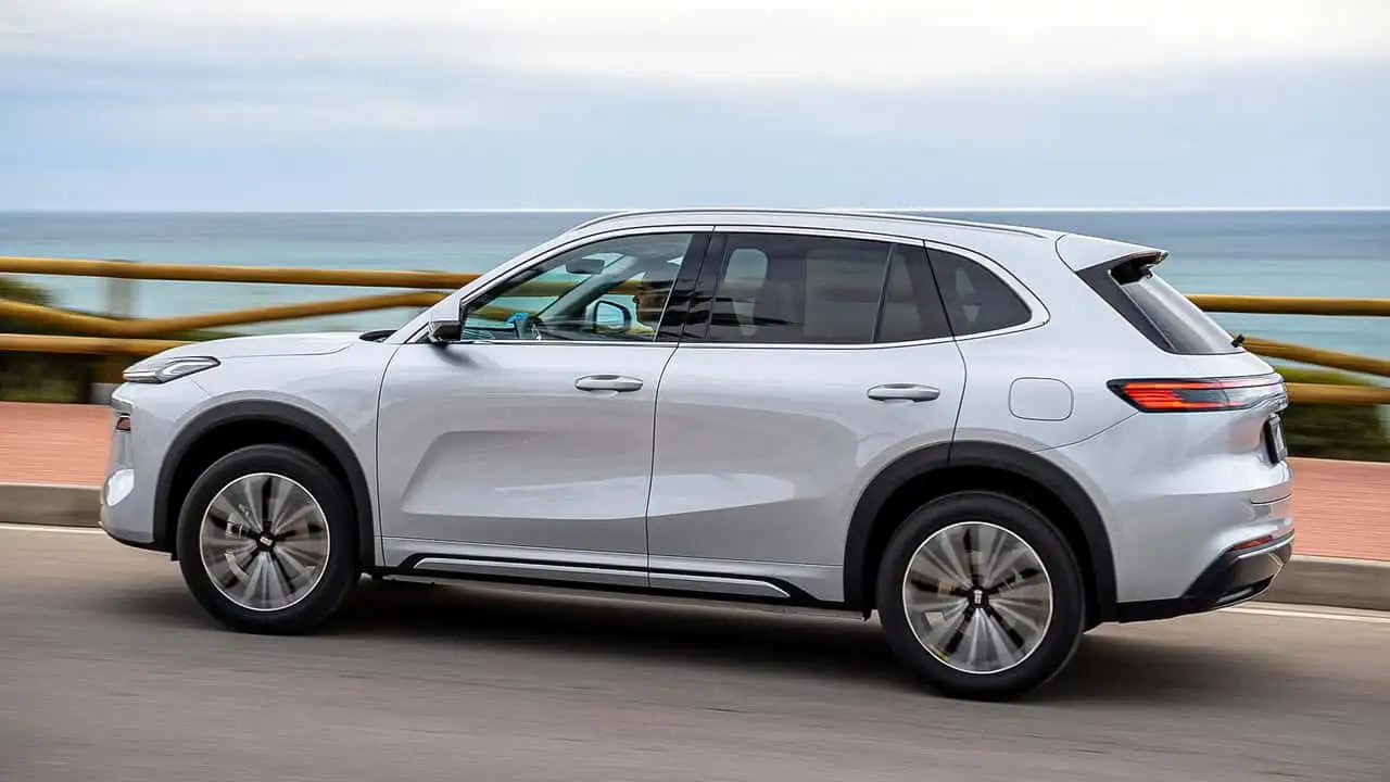 Geely Starray EM-i (2026) ​​​