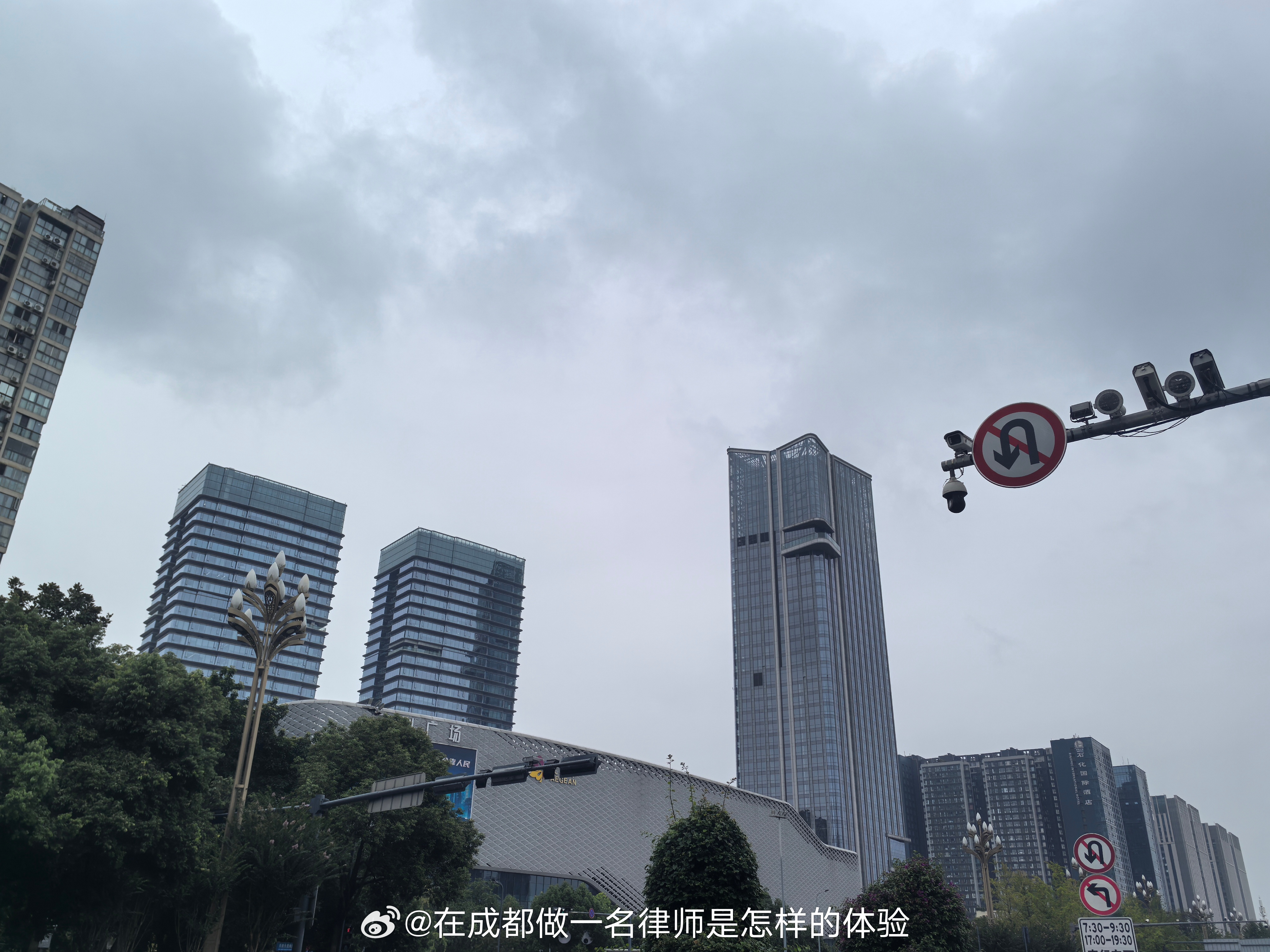上午的案件调解以失败告终，就剩余借款本息1.8kw的民间借贷案件，债务人提出五个