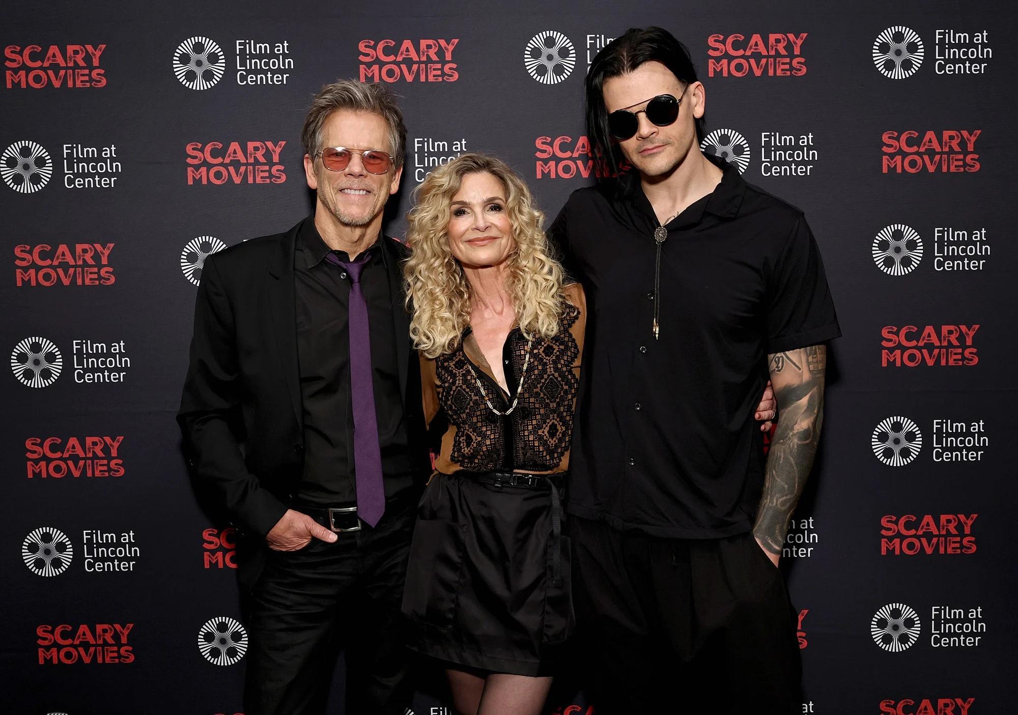 Kevin Bacon和妻子Kyra Sedgwick，儿子Travis Bac