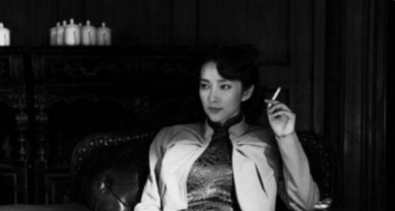 1966年，美国为了暗杀伟人，联合老蒋设计出了一个“美人计”，派出了一个培养了十