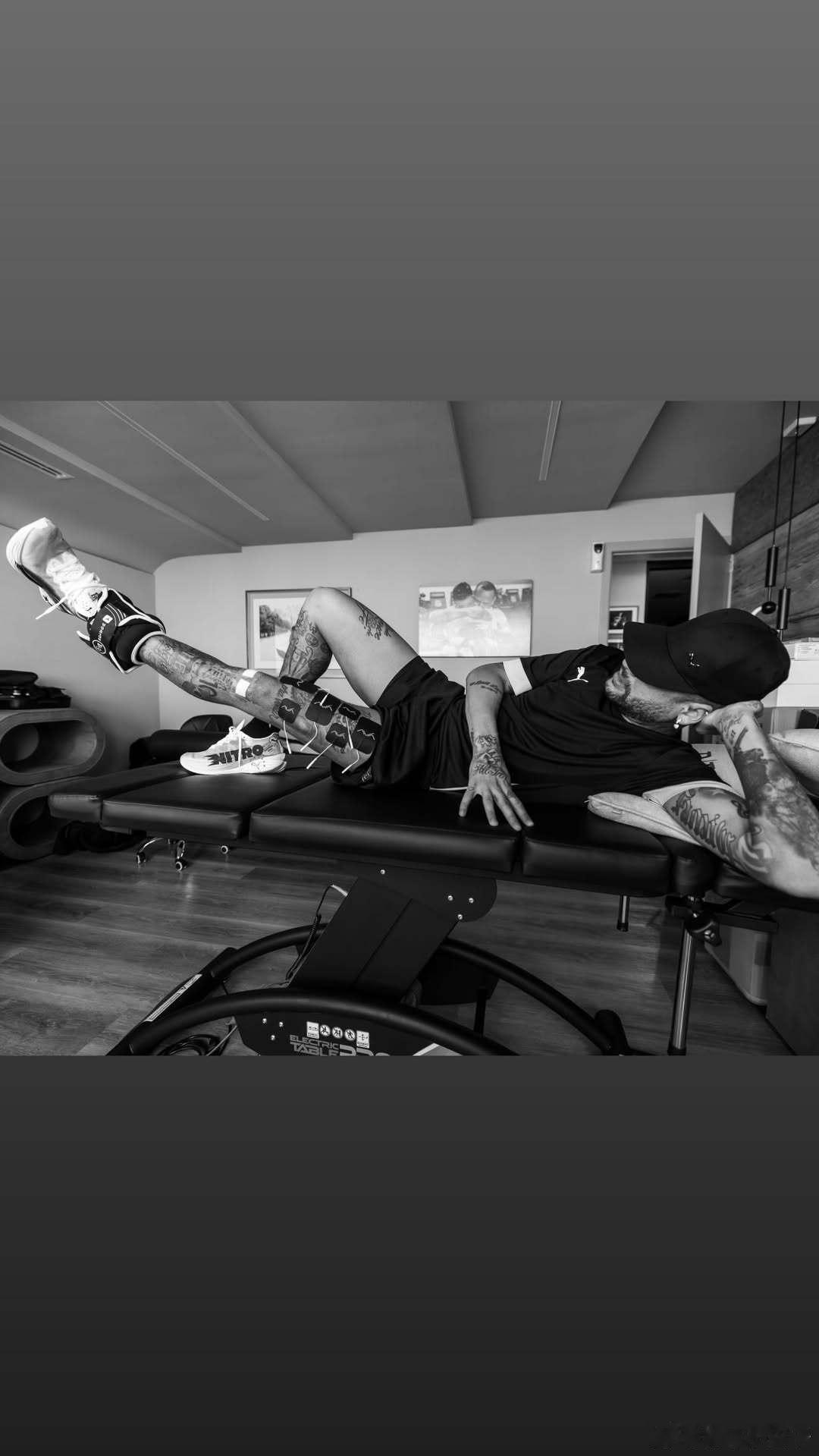 继续康复训练🏋️♀️ 