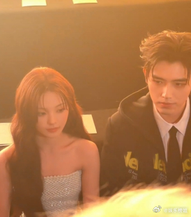 陈飞宇杨超越大秀同框豪门姐弟既视感拉满！陈飞宇、杨超越大秀同框，颜值同框即养眼，