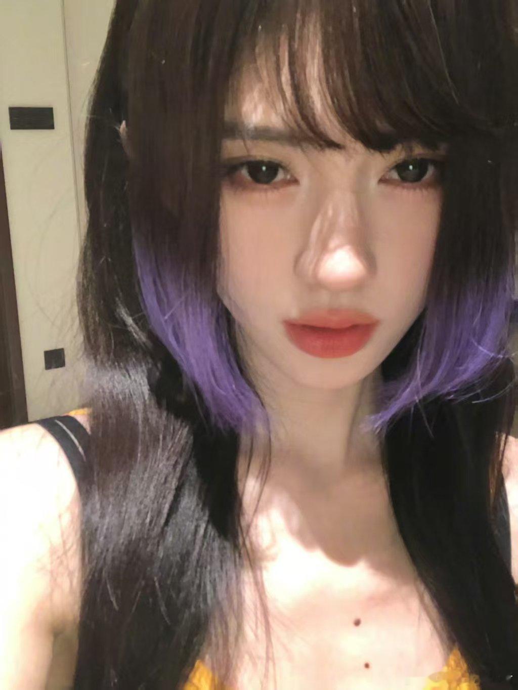 鞠婧祎紫色渐变发 好美腻！ 