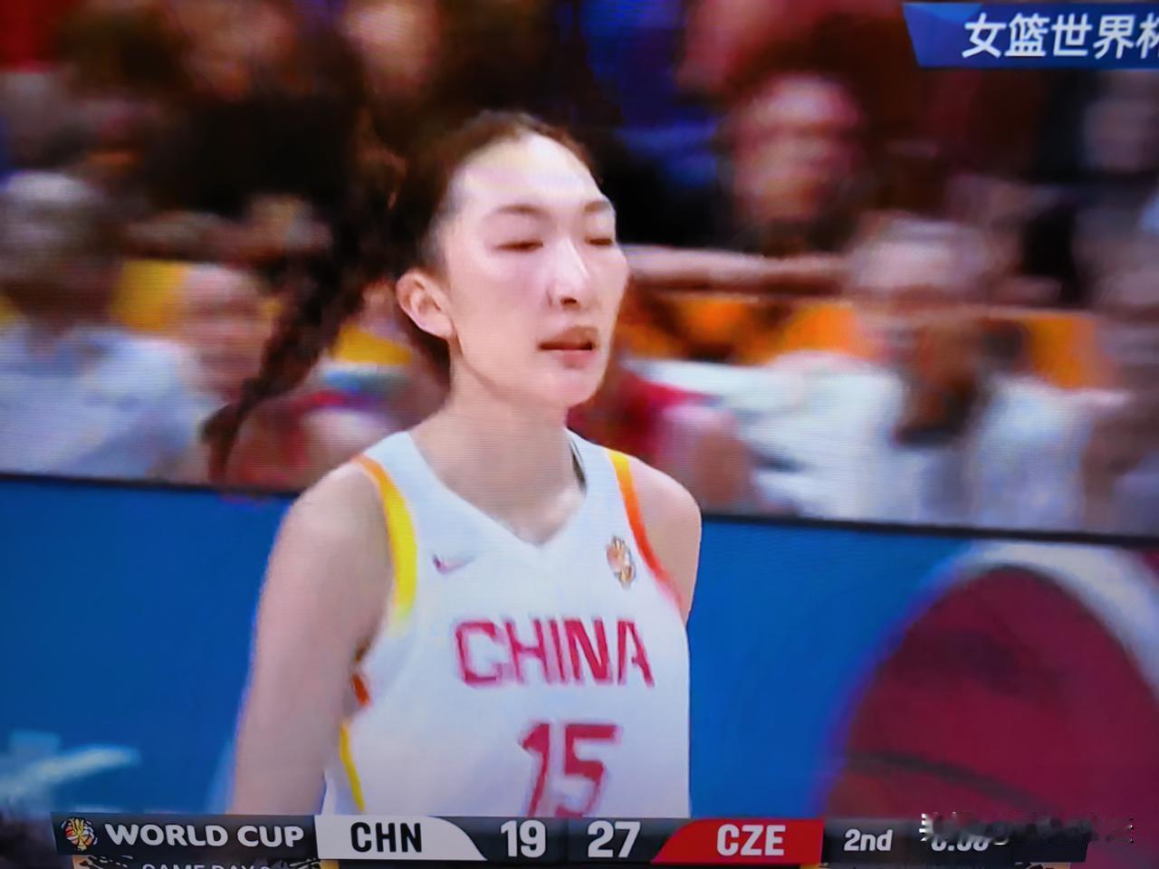 韩旭太累了！中国女篮这是打了些啥？
     宫鲁鸣带领中国女篮，没有任何战术！