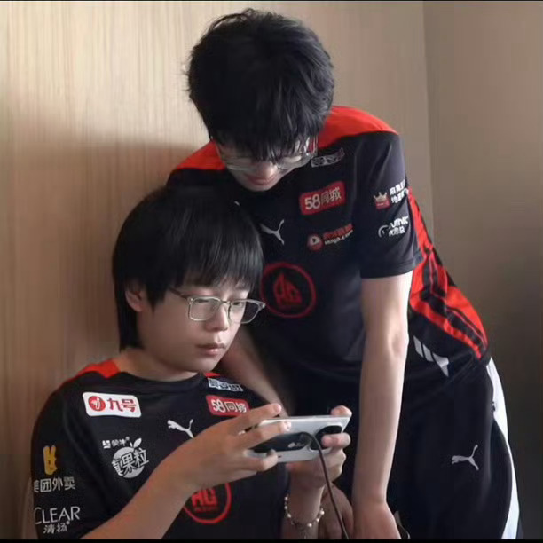 小翘臀 
