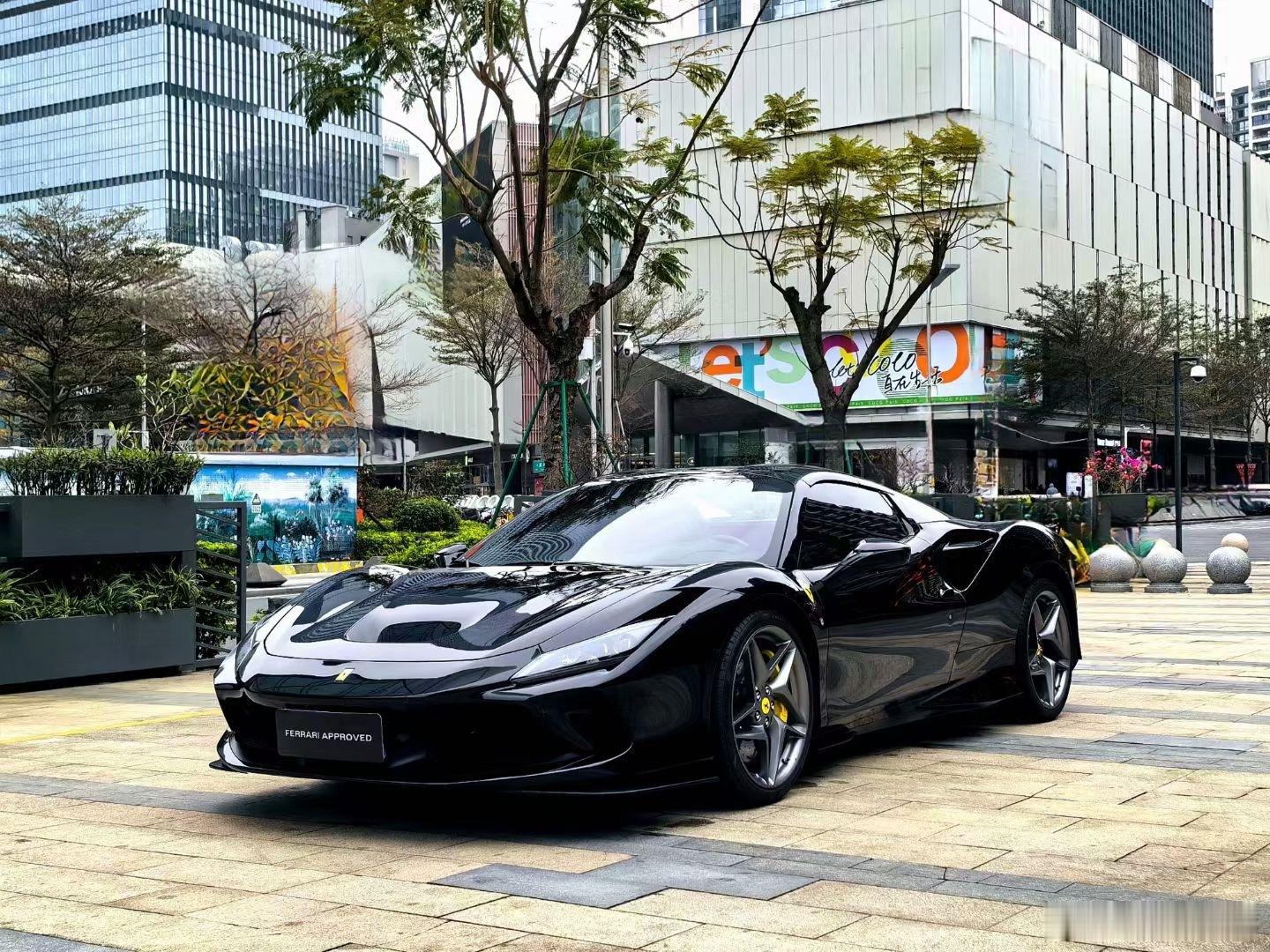 Ferrari ApprovedF8 Spiser首次登记:2023.1.31行