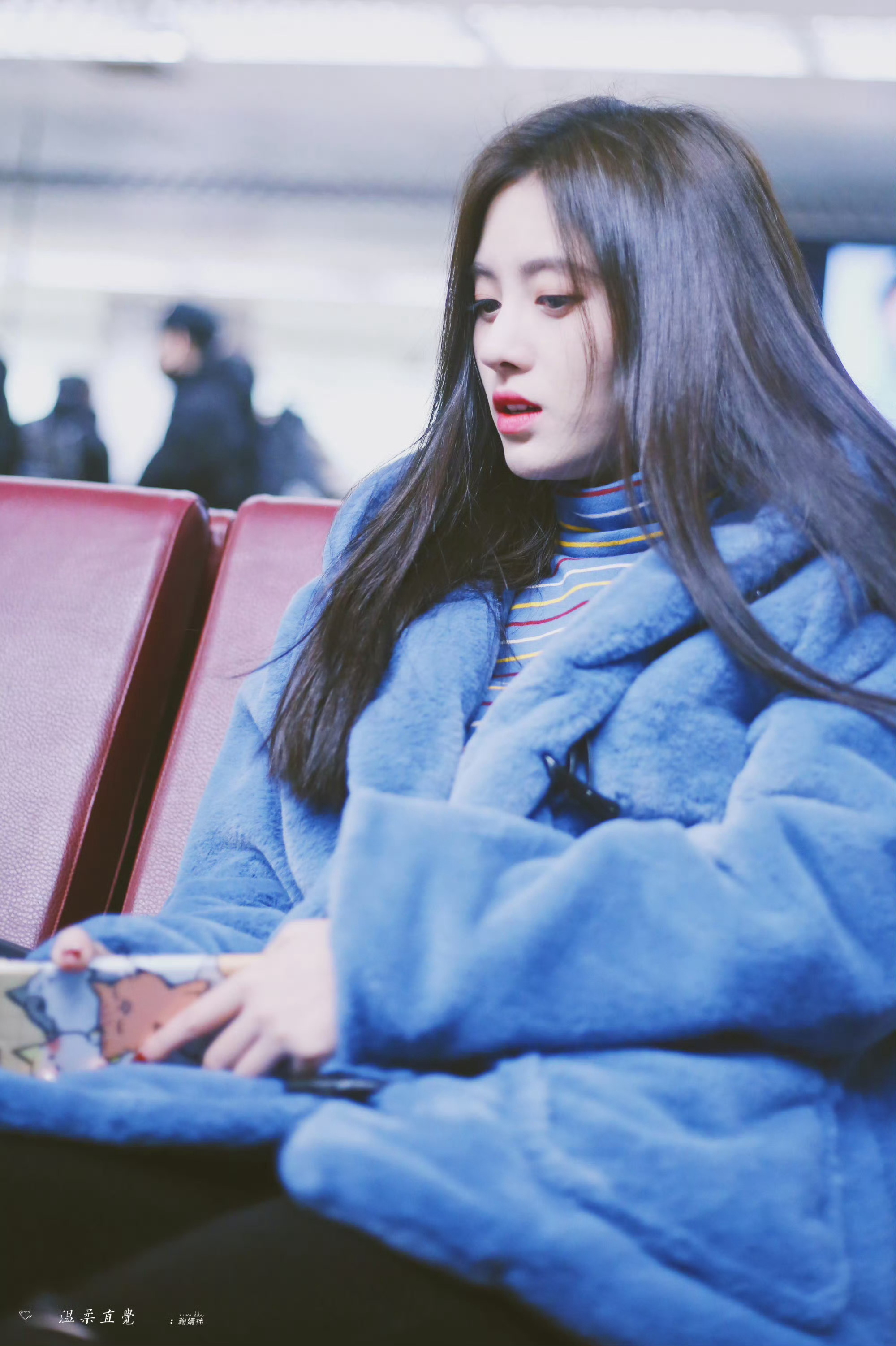 jjy鞠婧祎jjy鞠婧祎苏绿夏"见面时我们的呐喊声定能响彻整片海""When w