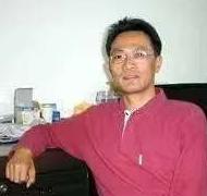 “如果有一天我执掌中国，我一分钱就把她卖给美国！”2013年，北大教授焦国标发表