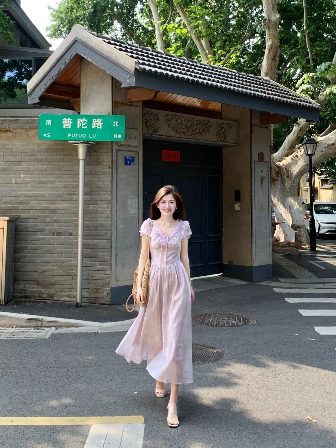 斥巨资买的一堆好看的连衣裙……