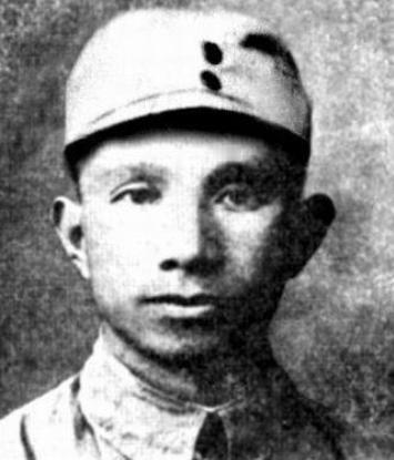 1941年，粟裕把一个21岁小参谋连升四级当营长，全军哗然，他用3天歼敌600人