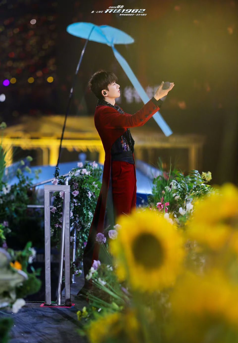 张杰鸟巢16场收官张杰鸟巢收官！16场24天每一场都是满满的活力充满爱，这样的盛